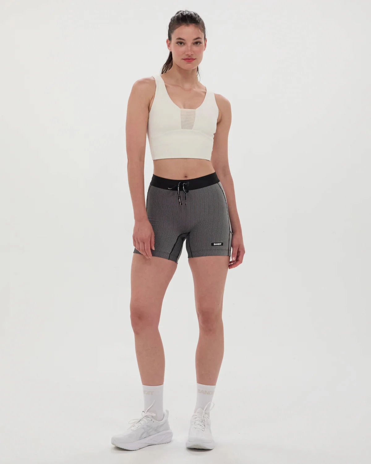HeatReflective Lining Women's Striped Cadence 5 Inch Compression Shorts Black / Chalk
