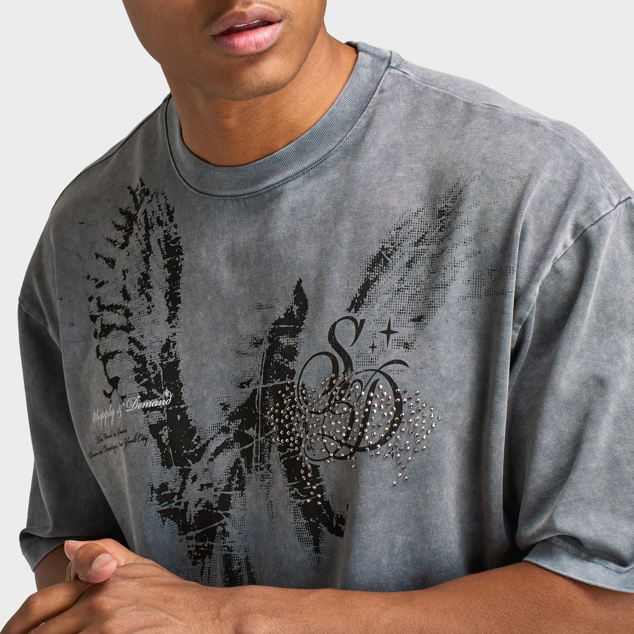 Supply & Demand Bazza Tee / Black Air Comfort