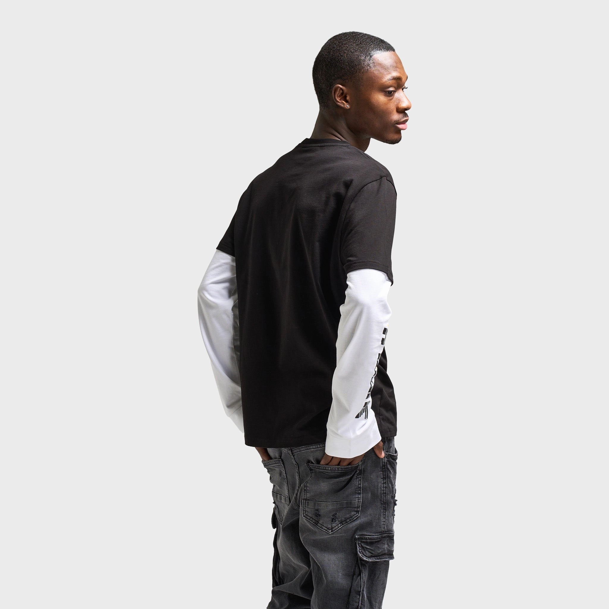 Supply & Demand Boyd Long Sleeve Graphic T-Shirt / Black Cutting - edge easy to repair