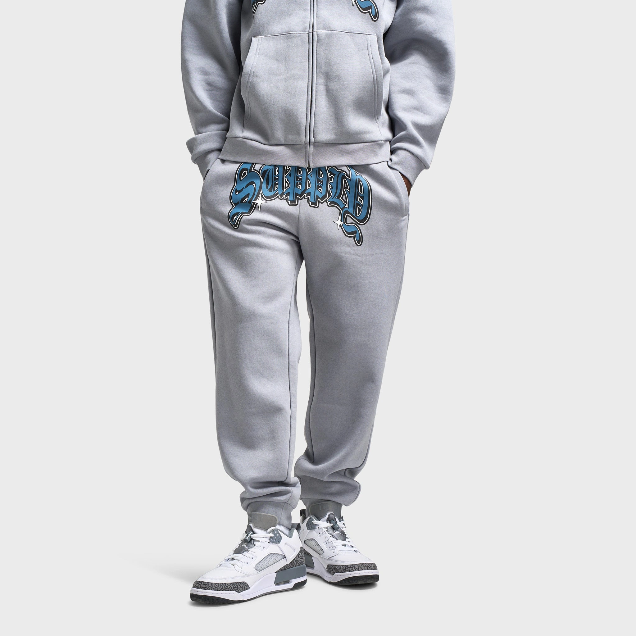 Supply & Demand Brandon Pants / Grey Practical Fit Trendy Outfit
