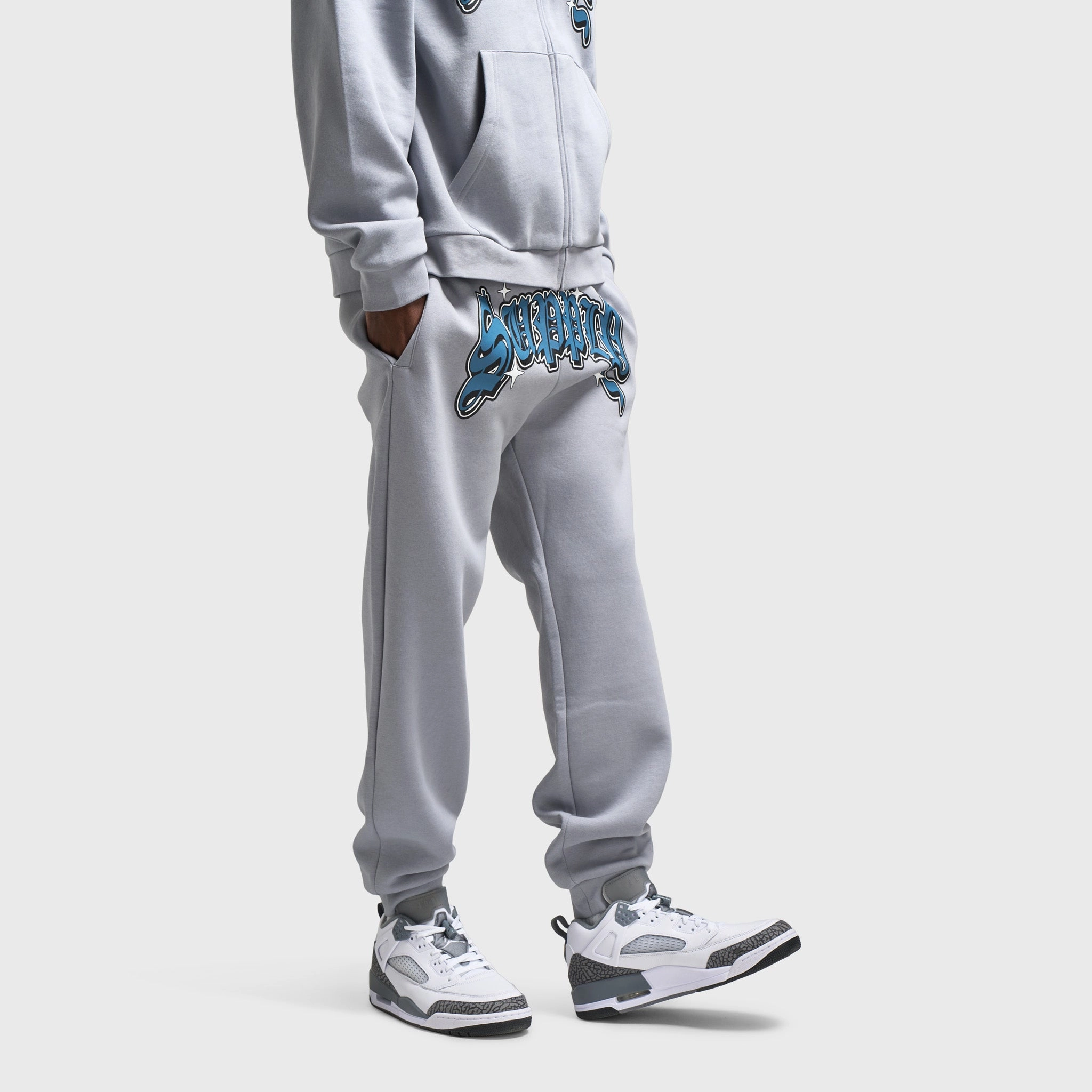 dye three-quarter length Supply & Demand Brandon Pants / Grey