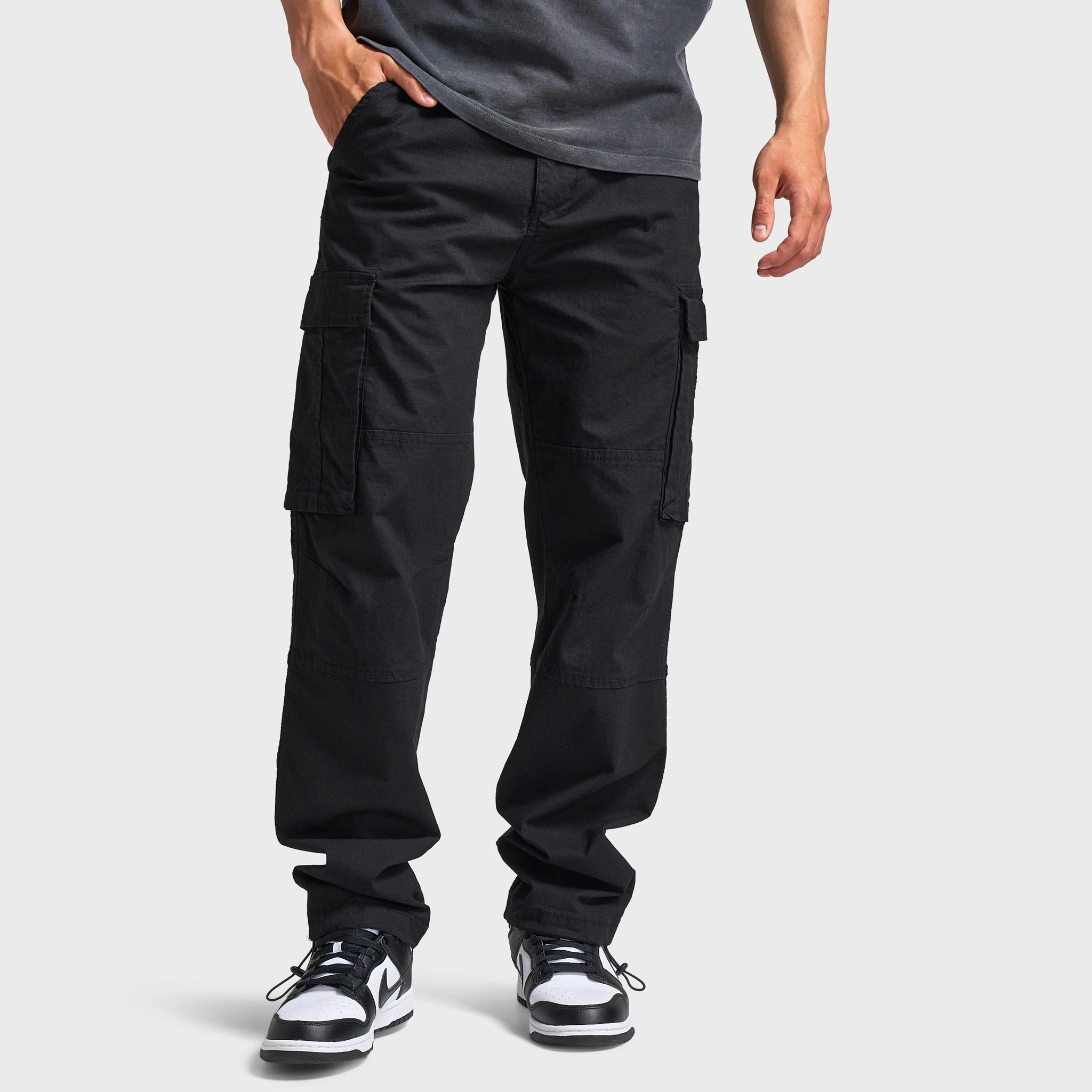 Supply & Demand Kilo Cargo Pants / Black UV protection coating Comfortable Wear