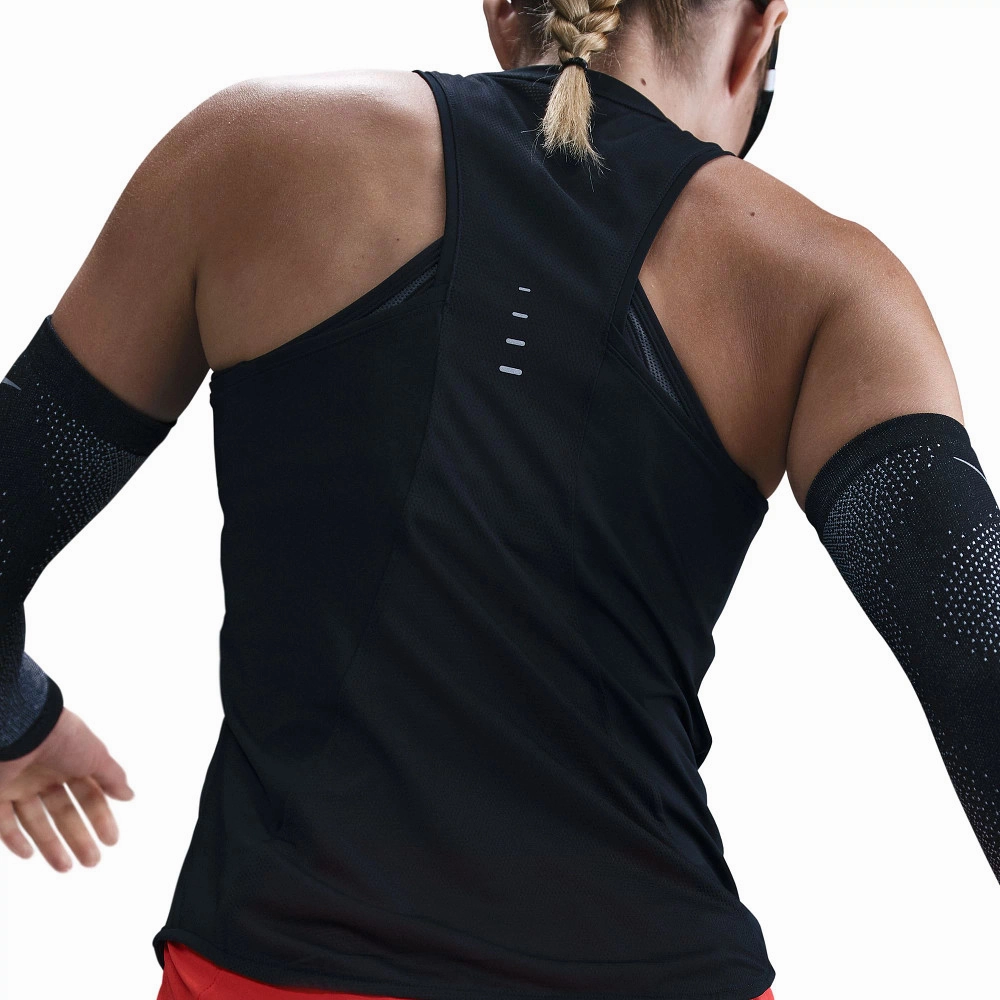 Women's Nike Swift Dri-FIT Tank Travel Essential