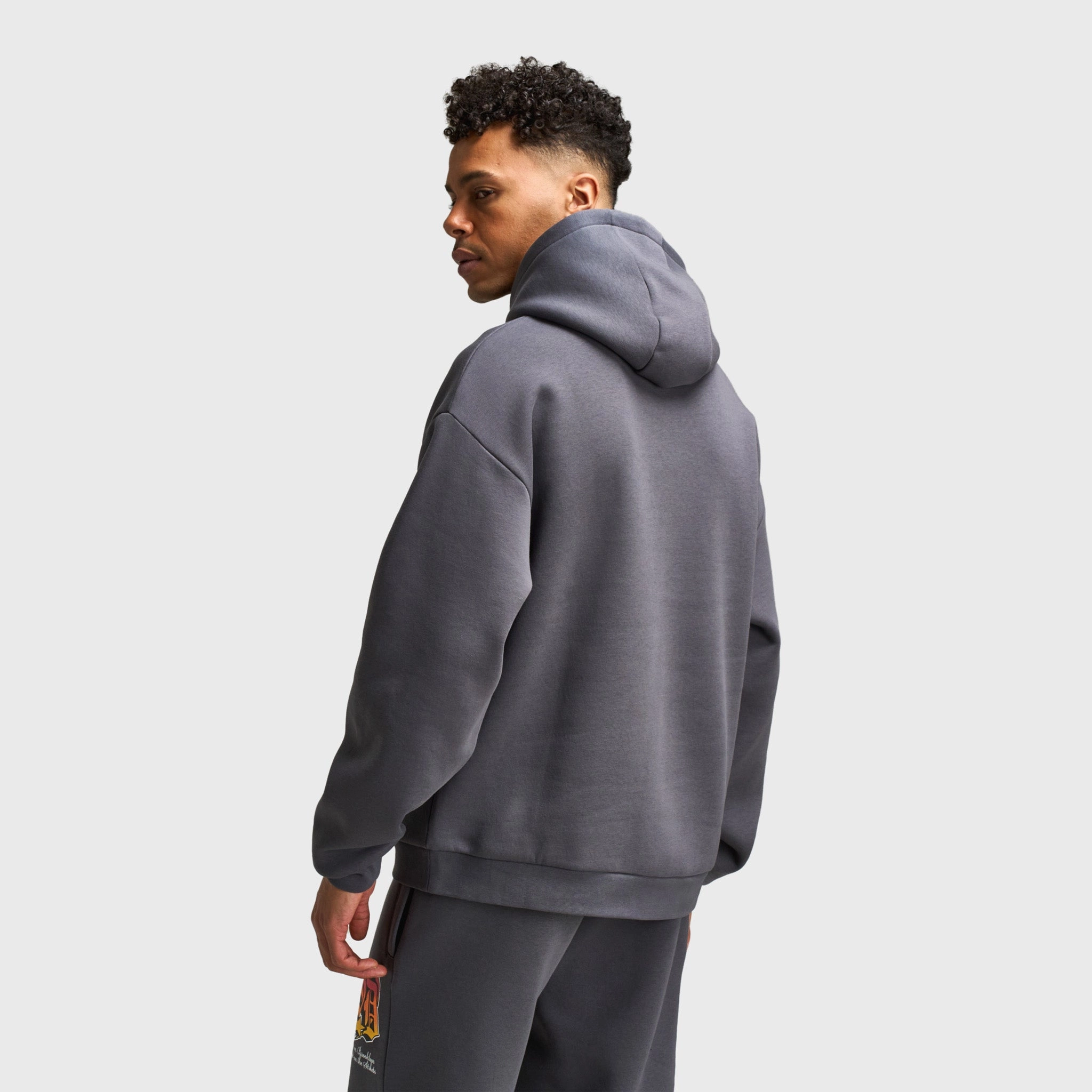 Supply & Demand Ashburn Pullover Hoodie / Dark Grey Simple Outer Commuter Friendly Look