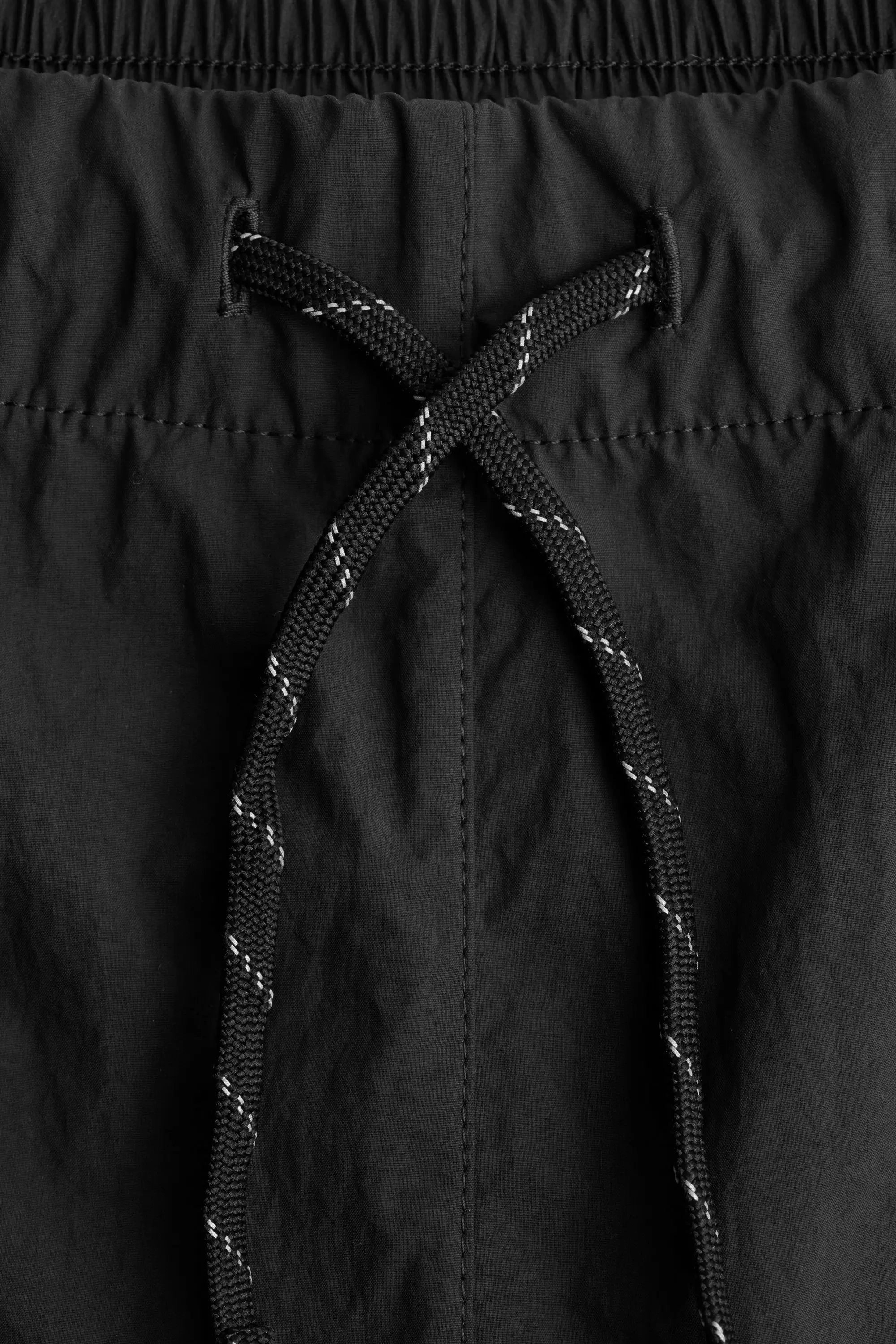Dry Touch Men's Ultralight DWR Paneled Track Pants Black