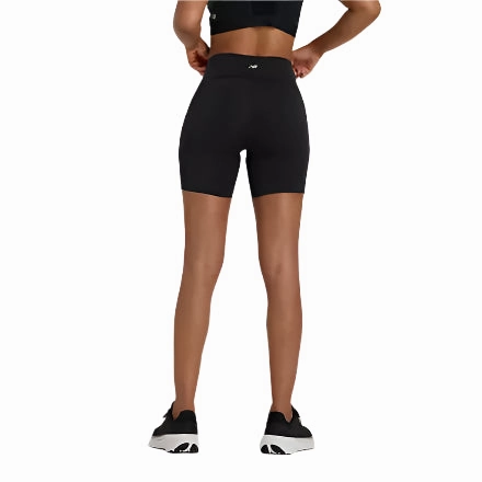 Sleek Pocket High Rise Short 6" High Durability Blend