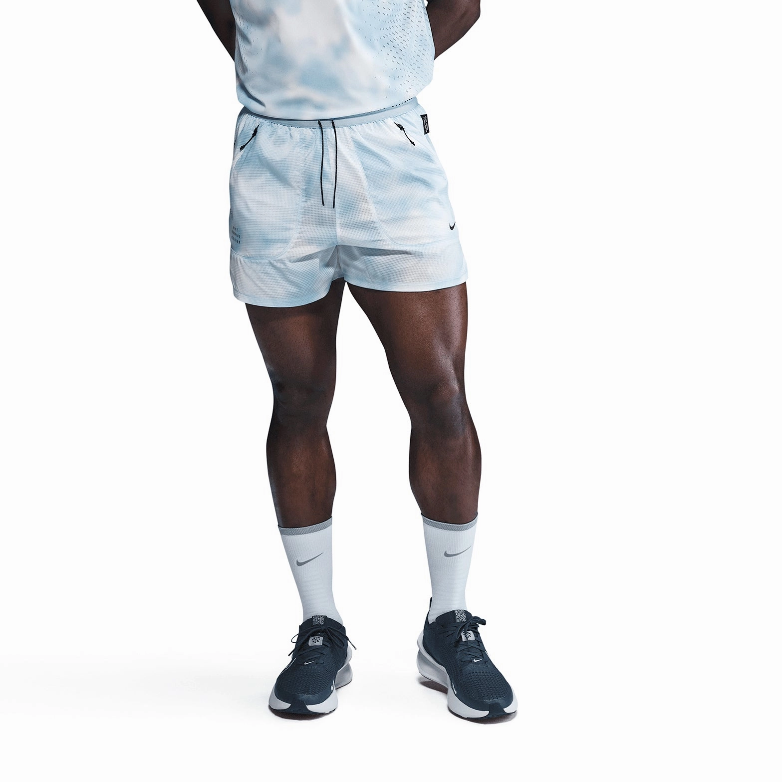 Holiday Glow Men's Dri-FIT ADV Division Breathe 4 Inch Running Shorts