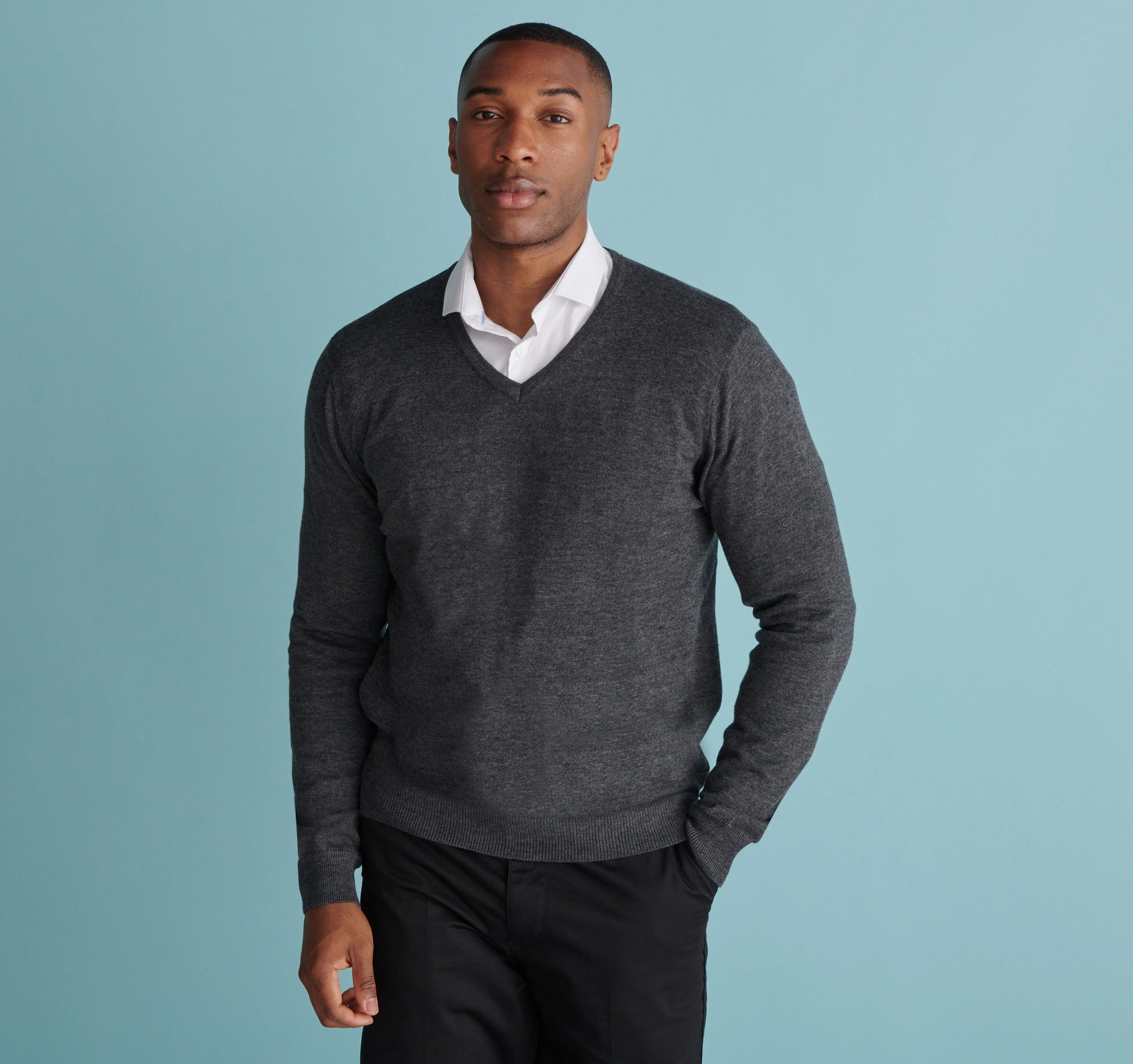 Mens Lightweight V-Neck Jumper | BLACK NonSlip Grips