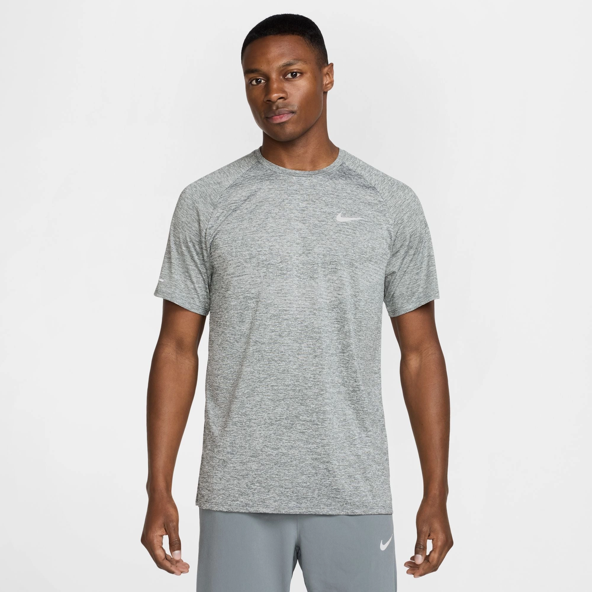 Nike Men's Stride Dri-FIT ADV Short-Sleeve Running Top Timeless Comfort Wear
