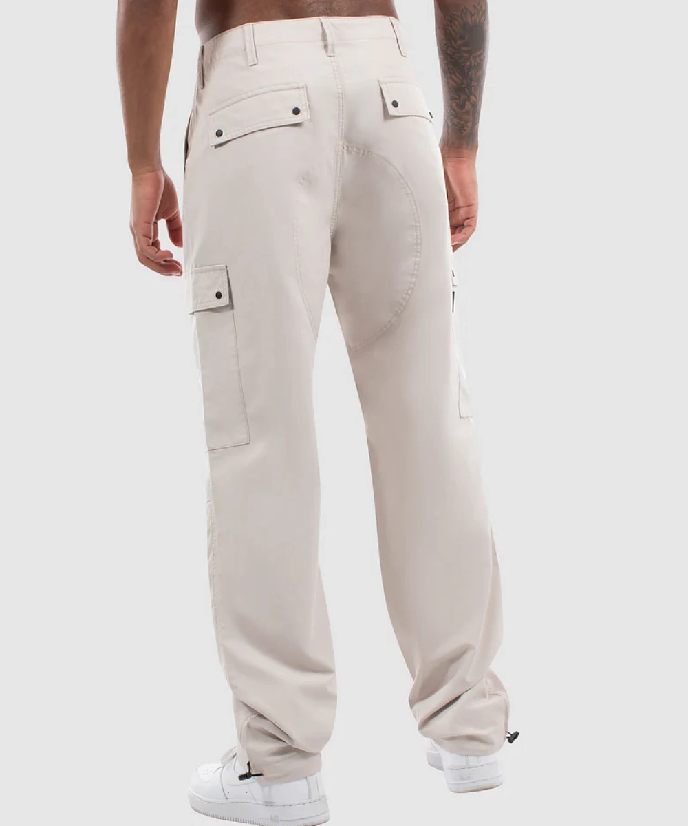 Romance Fit Breathable knit WNDRR Grove Cargo Pants (Bone)