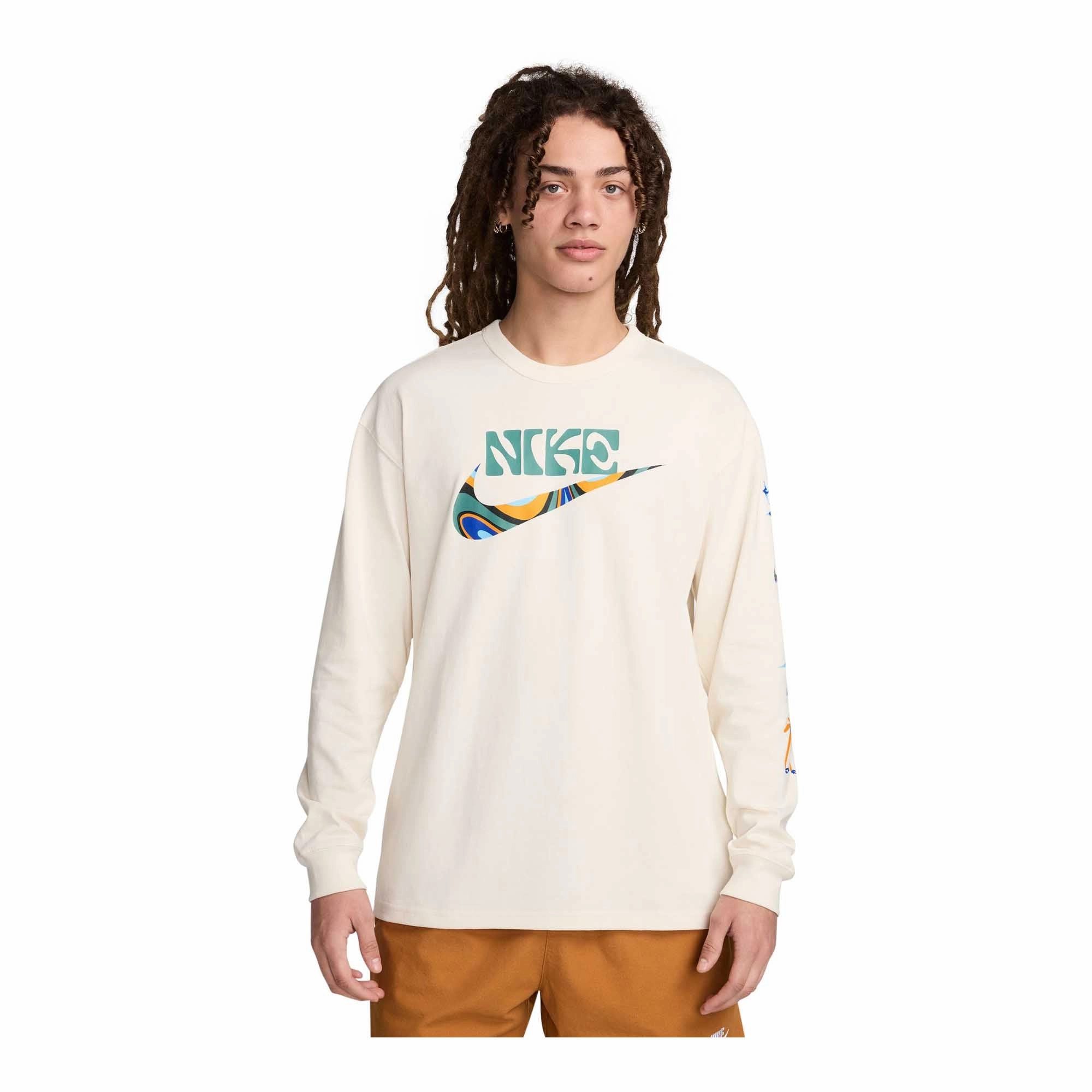 Nike Sportswear Men's Long-Sleeve Max90 T-Shirt Bonded Seam Technology