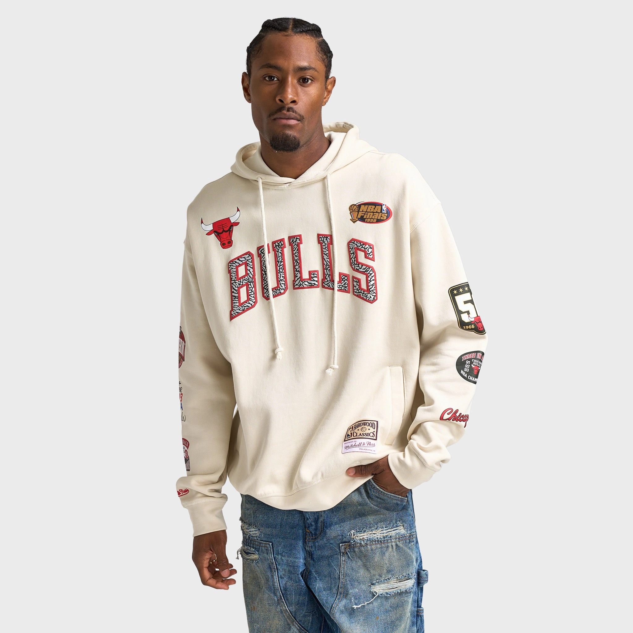 Mitchell & Ness Chicago Bulls Hoodie / Vintage White Bonded Hemline High Loft Insulation
