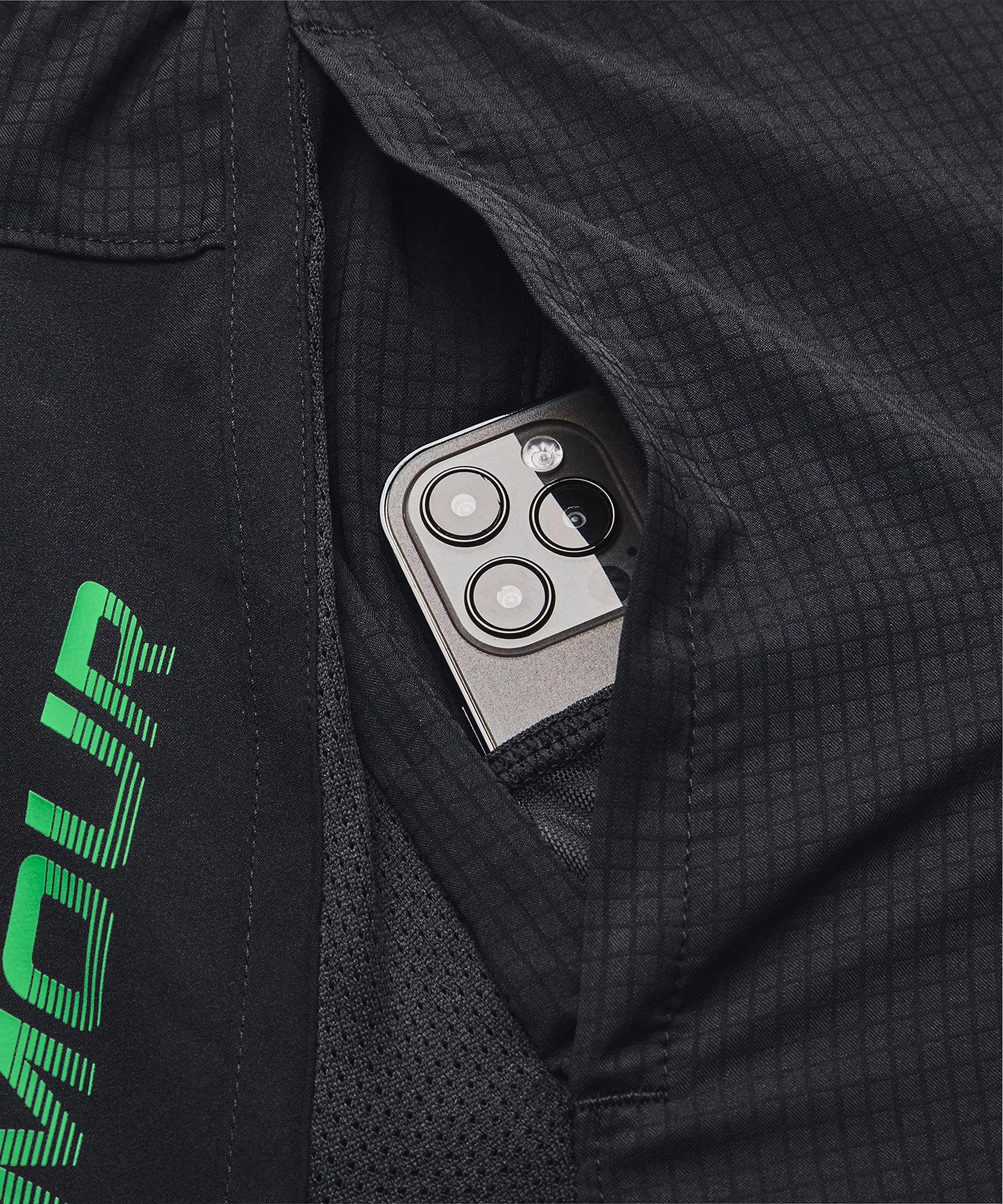 Under Armour Launch 7 Inch Graphic Mens Running Shorts - Black Eco Friendly Fabric