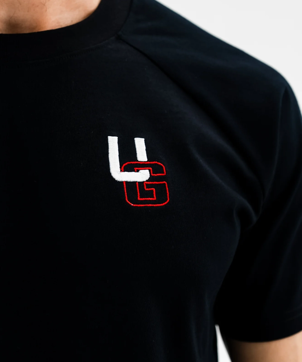 UNDRGROUND Curved Tee x Graff Print (Black/Red) LayeredNeckline Carry Ease