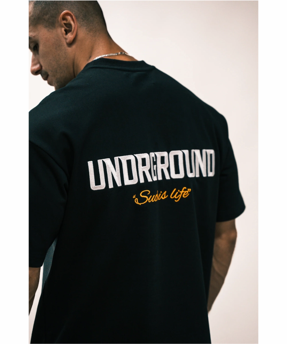 Fall Mood HypoallergenicMaterial UNDRGROUND Such is Life Relaxed Fit Tee (Black/Orange)
