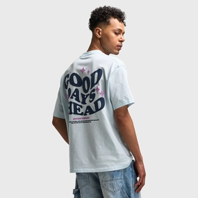 Unlike Humans Good Days Graphic T-Shirt / Delicate Blue Travel Smooth