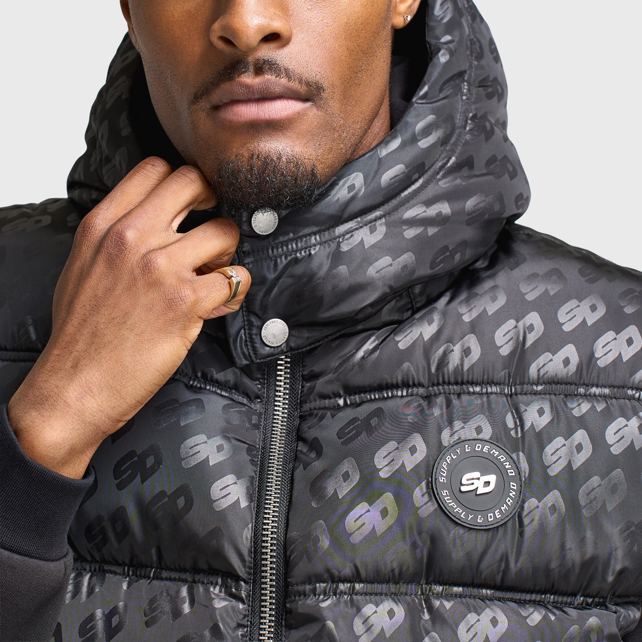 Supply & Demand Debut Gilet / Black Cutting-edge