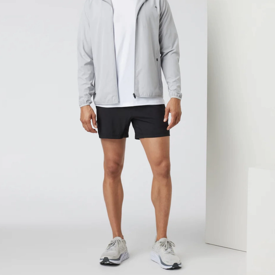 Vuori Men's Kore Short Lined 5" Fashion Forward skiing gear
