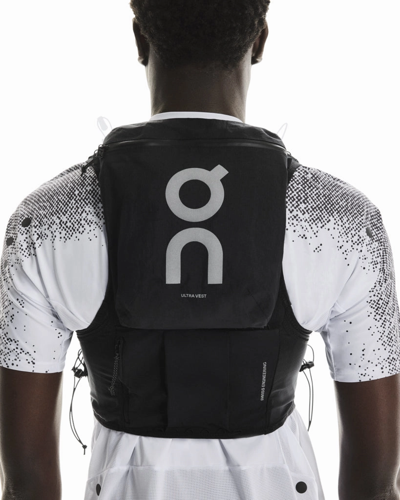 Form Fitting eco - friendly materials Ultra Vest Pro Black