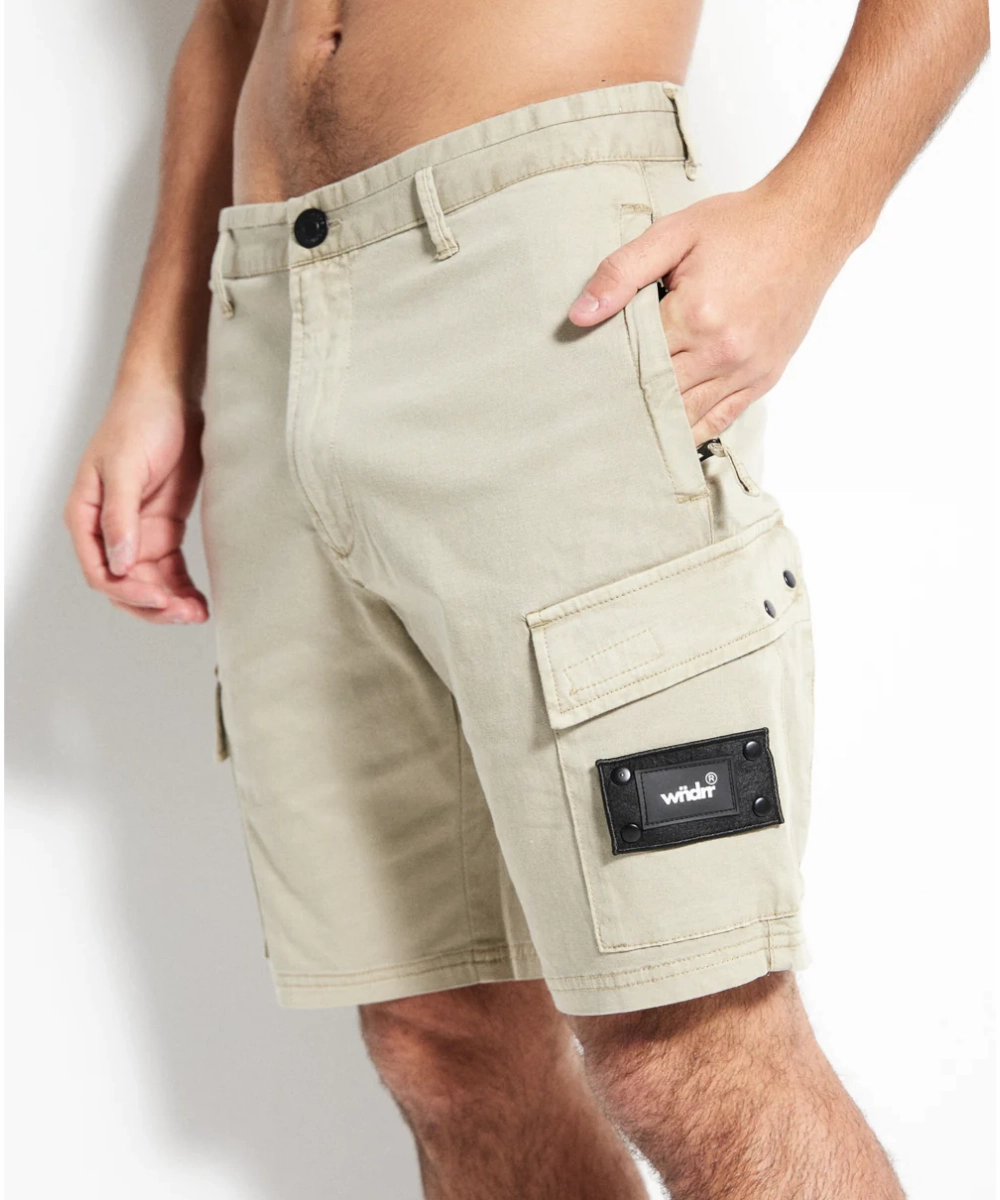 Glitter Glow Seamless transition WNDRR Fairfax Cargo Short (Stone)