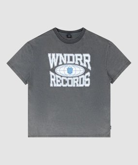 BreathableFabric NonIrritating WNDRR Fiend Box Fit Tee (Washed Grey)