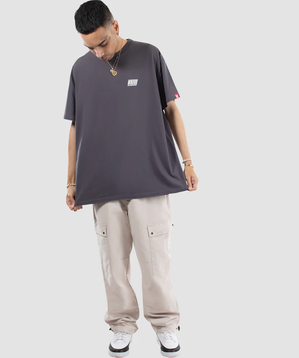 WNDRR Italic Box Fit Tee (Charcoal) Cozy Vibe Light Core