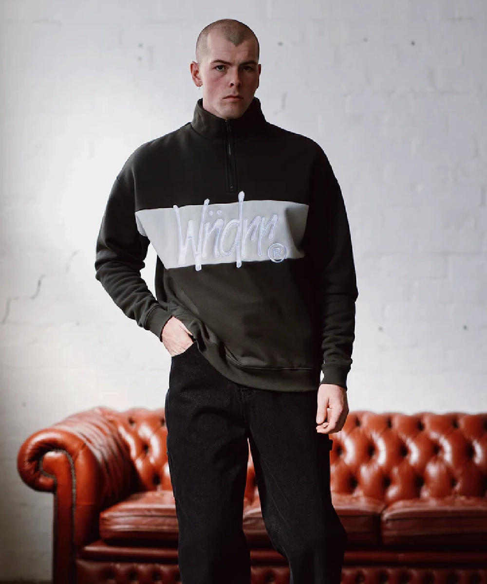 Gloss Glow WNDRR STARTER PANEL 1/4 ZIP SWEAT (INK)