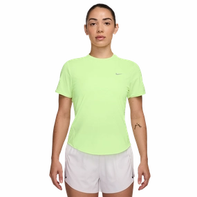 Women's Dri-FIT Short-Sleeve Running Top SeamlessKnitConstruction Tagless Neckline