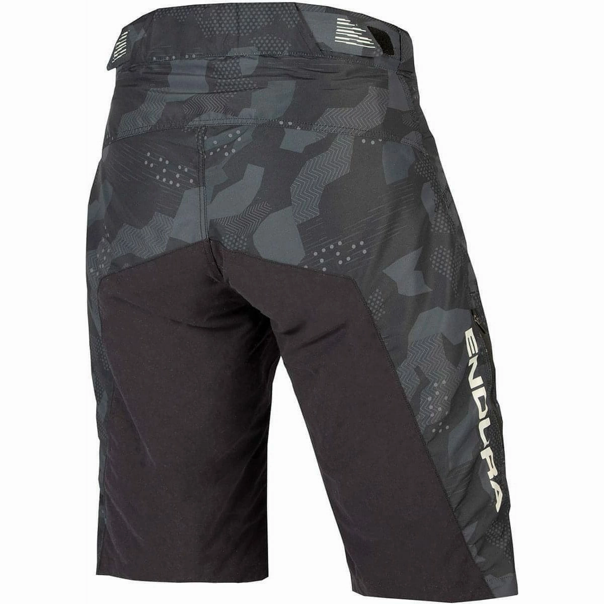 Endura SingleTrack II Mens Baggy Cycling Shorts - Black Camo Polystyrene SweatWicking Lining